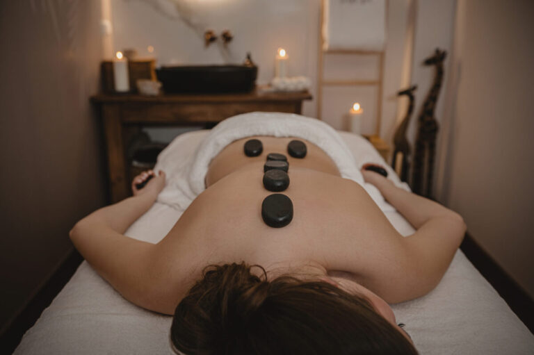 Zimne i gorące – kontrastowe zabiegi spa i ich wpływ na układ krążenia